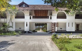 Estuary Sarovar Premiere Poovar Island